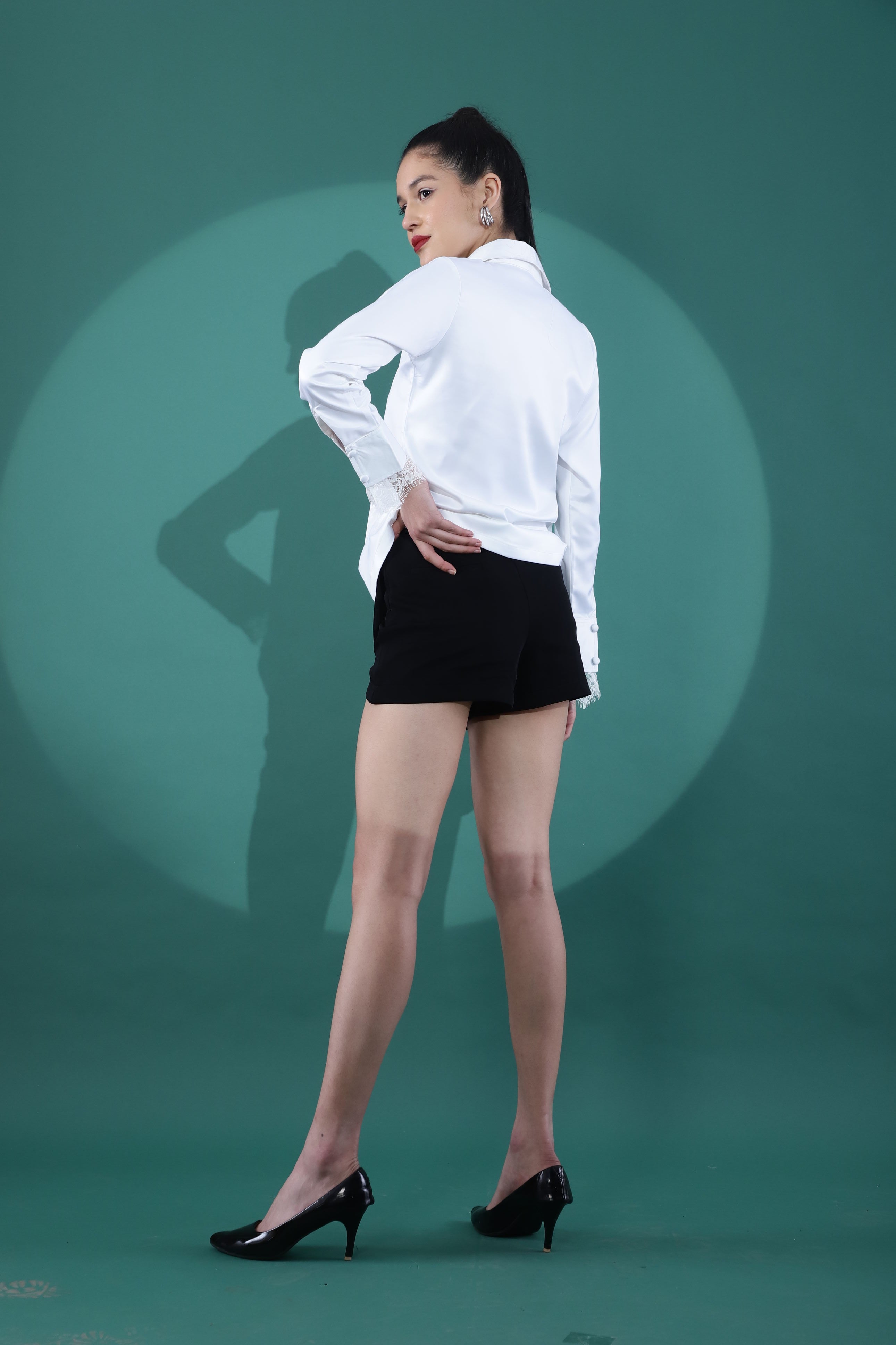 Women's White Solid Crop Top & Women's Black Solid Leggings